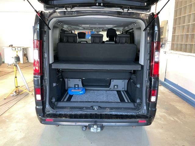 Renault Trafic 1.6 dCi Energy L1H1 SpaceClass 2018 – снимка 15
