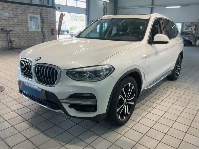 BMW X3 xDrive 30e Luxury Line 2021 – снимка 1
