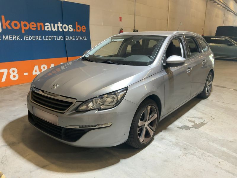 Peugeot 308 1.2 e-THP Active 2015 – снимка 1