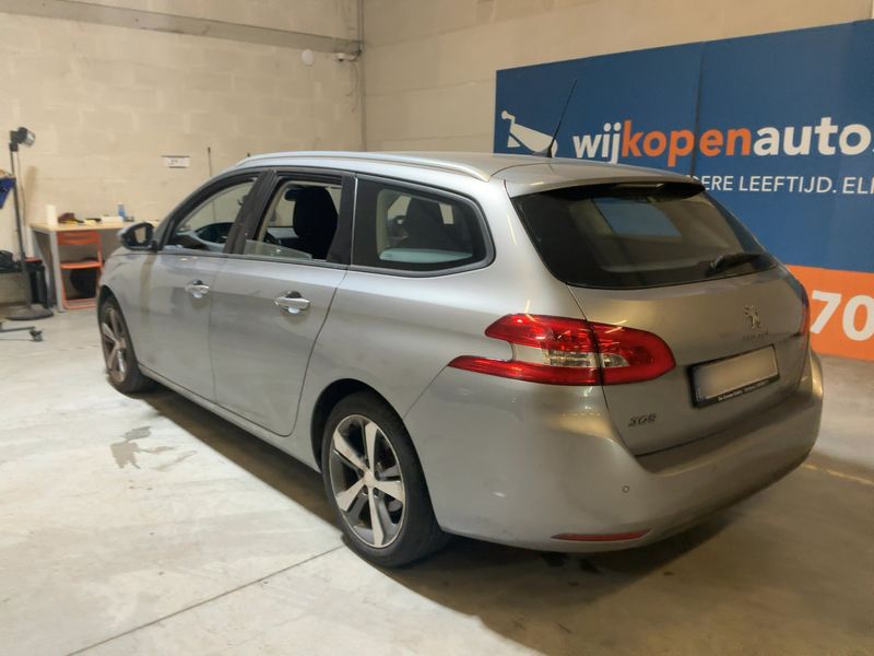 Peugeot 308 1.2 e-THP Active 2015 – снимка 6
