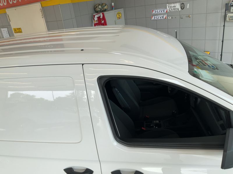 Volkswagen Caddy 2.0 TDI 2021 – снимка 13