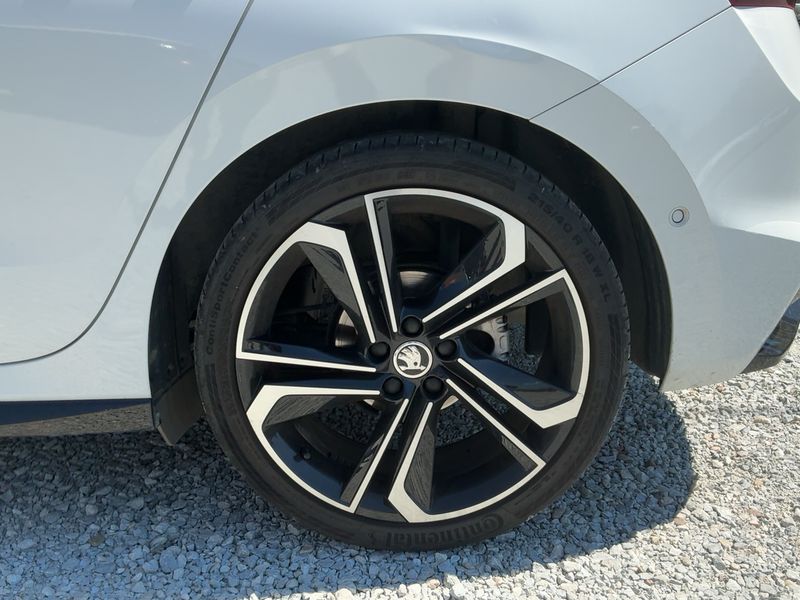 Skoda Fabia 1.5 TSI ACT Monte Carlo 2024 – снимка 5