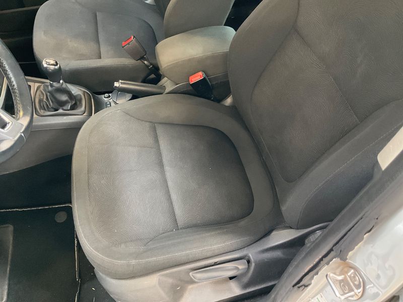 Skoda Yeti 2.0 TDI Ambition 2016 – снимка 32