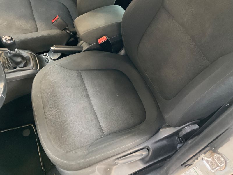 Skoda Yeti 2.0 TDI Ambition 2016 – снимка 33