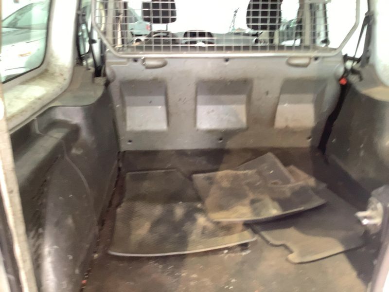 Renault Kangoo 1.5 dCi Rapid Maxi Extra Doppelkabine 2011 – снимка 15