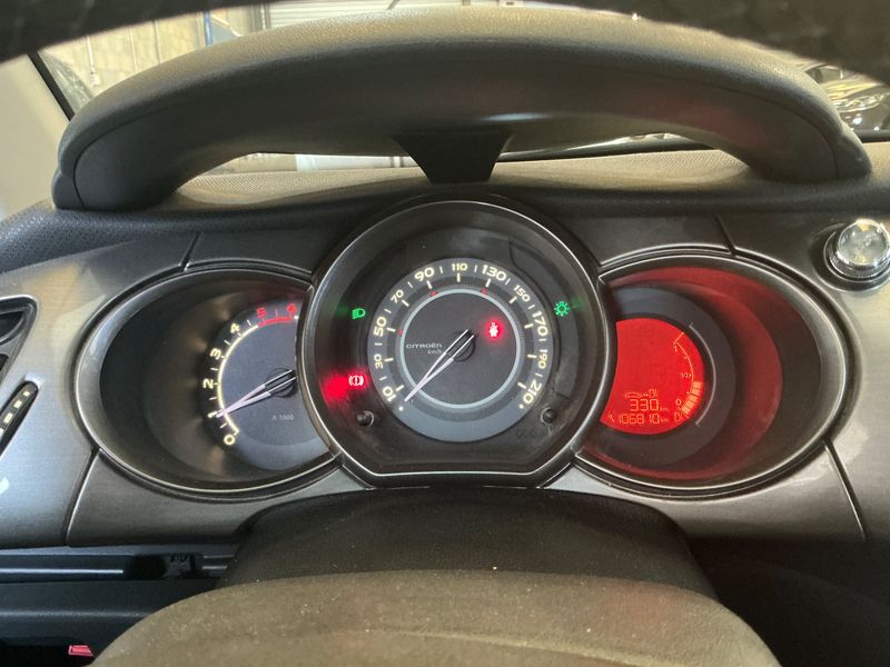 Citroen C3 1.4 HDi Exclusive 2012 – снимка 18