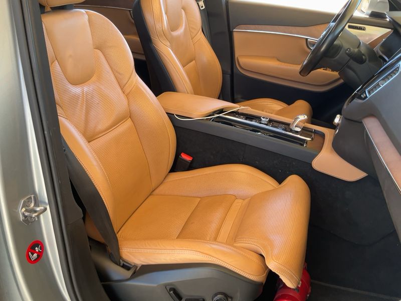 Volvo XC90 2.0 T6 Plug-in Hybrid Inscription AWD 2016 – снимка 16