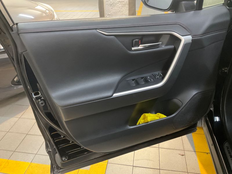 Toyota RAV 4 2.5 Hybrid 4x4 Dynamic + 2021 – снимка 28