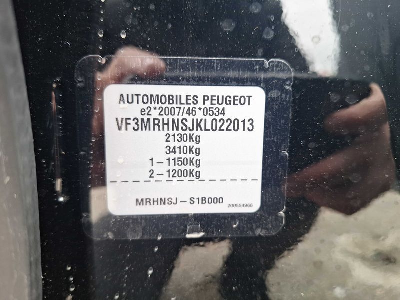 Peugeot 5008 1.2 e-THP GT Line 2019 – снимка 20