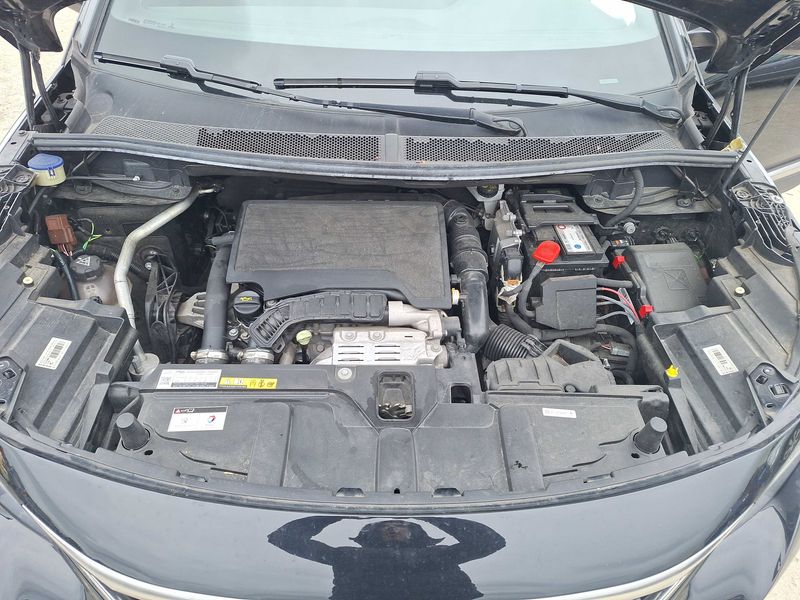 Peugeot 5008 1.2 e-THP GT Line 2019 – снимка 8