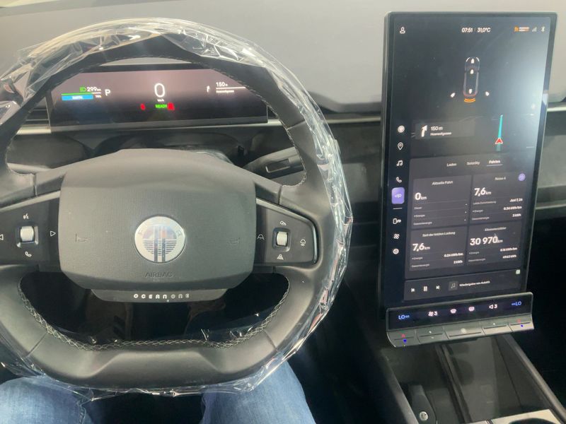 Fisker Ocean electric drive 410 kW One AWD 2023 – снимка 19