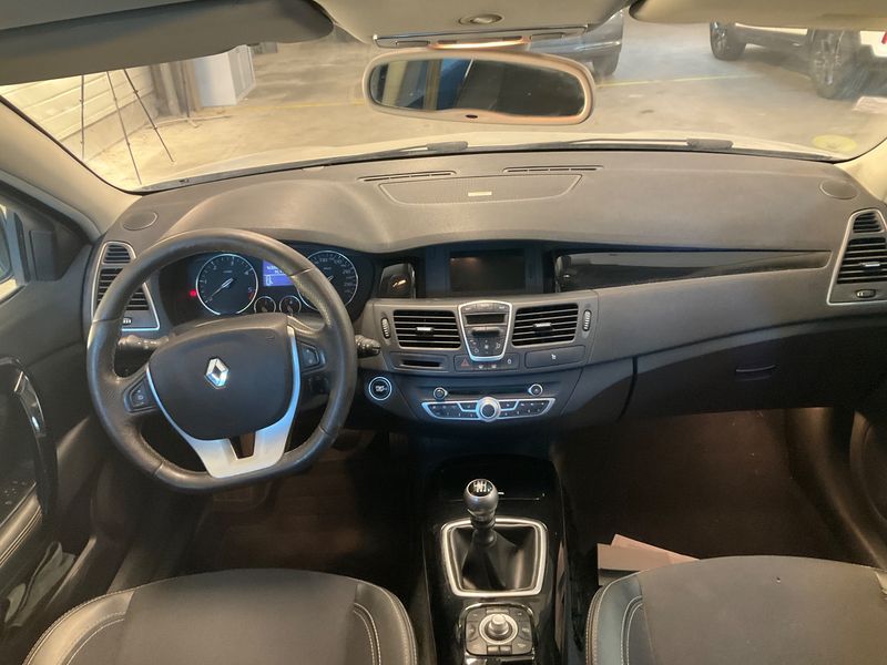 Renault Laguna 1.5 dCi BOSE Edition 2011 – снимка 17