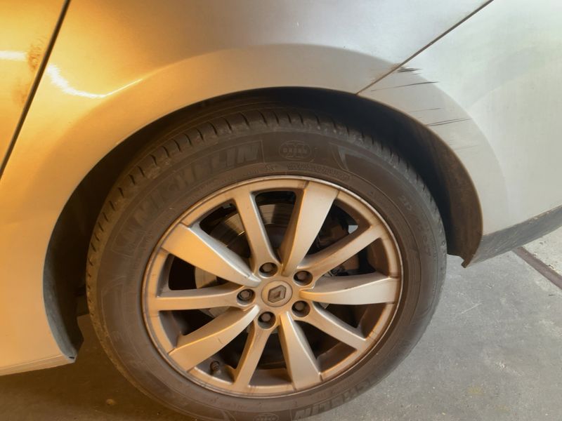 Renault Laguna 1.5 dCi BOSE Edition 2011 – снимка 5