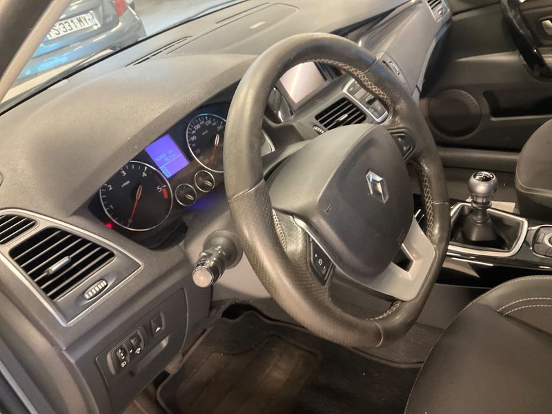 Renault Laguna 1.5 dCi BOSE Edition 2011 – снимка 27