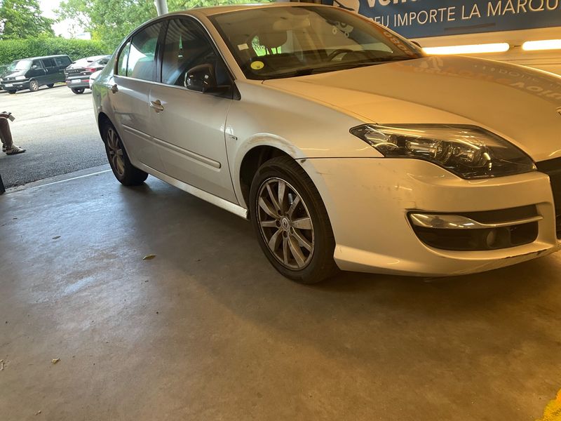 Renault Laguna 1.5 dCi BOSE Edition 2011 – снимка 12