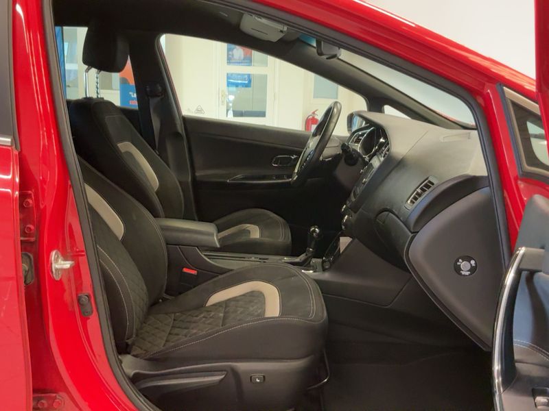 Kia cee'd 1.6 CRDi GT Line 2017 – снимка 16