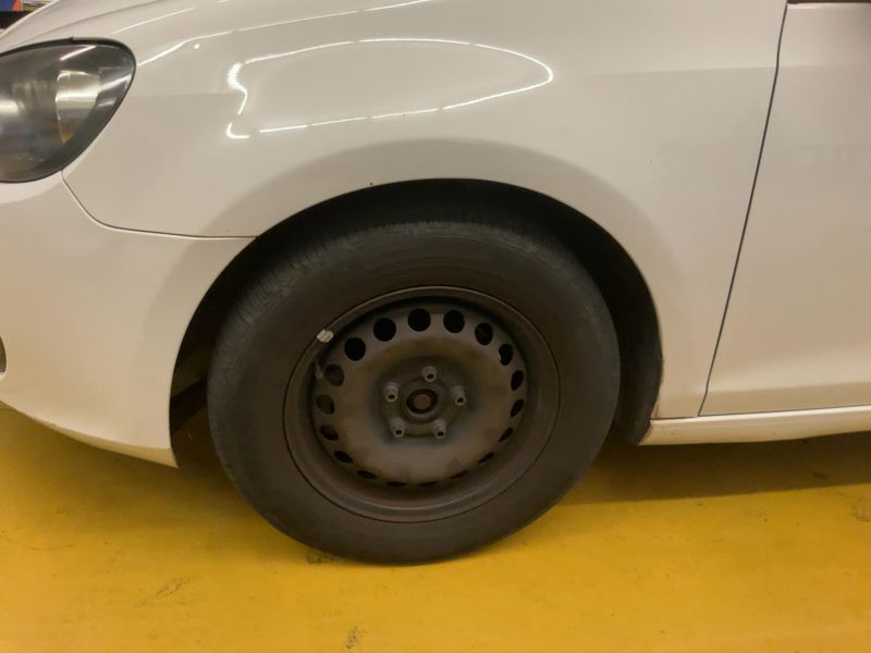 Volkswagen Golf VI 1.6 TDI Trendline 2010 – снимка 17