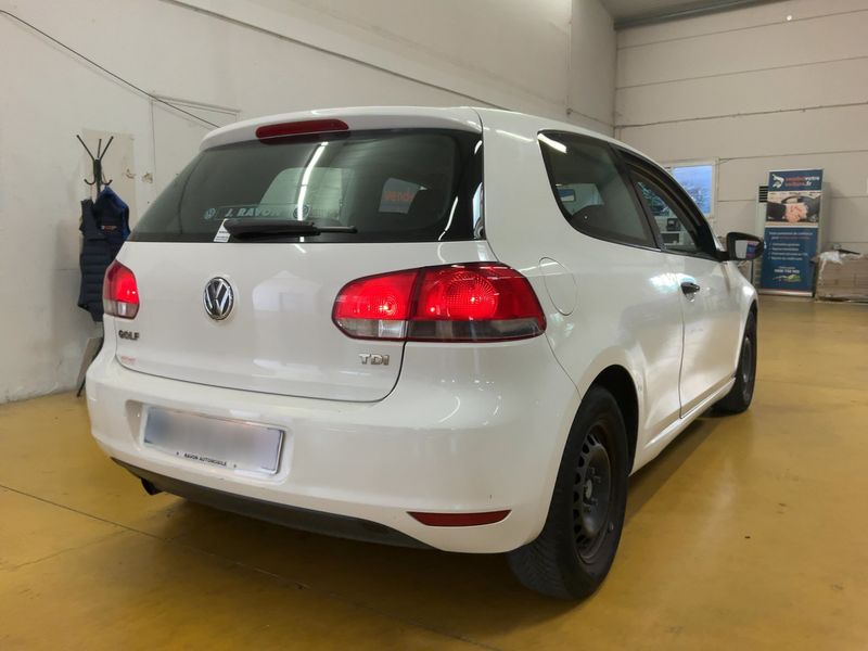 Volkswagen Golf VI 1.6 TDI Trendline 2010 – снимка 6