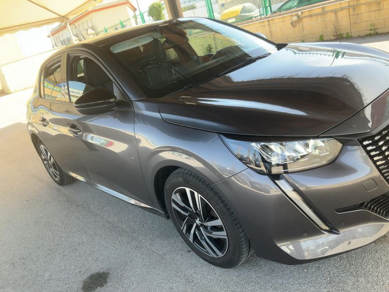 Peugeot 208 1.2 PureTech Allure 2023 – снимка 12