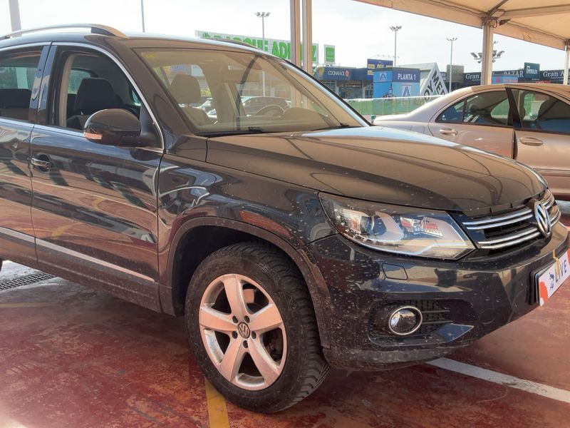 Volkswagen Tiguan 2.0 TDI Country 4Motion BlueMotion Tech 2014 – снимка 12