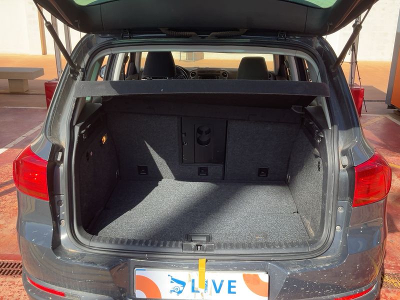 Volkswagen Tiguan 2.0 TDI Country 4Motion BlueMotion Tech 2014 – снимка 15