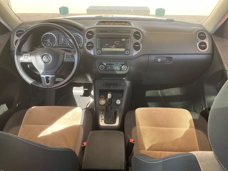 Volkswagen Tiguan 2.0 TDI Country 4Motion BlueMotion Tech 2014 – снимка 17