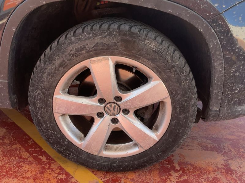 Volkswagen Tiguan 2.0 TDI Country 4Motion BlueMotion Tech 2014 – снимка 11