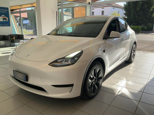 Tesla Model Y Standard Range 2023 – снимка 1