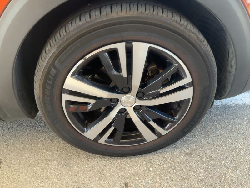 Peugeot 3008 1.5 Blue-HDi GT Line 2019 – снимка 11