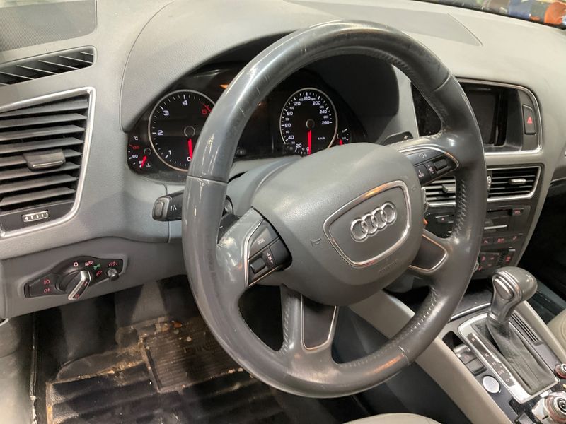 Audi Q5 3.0 V6 TDI quattro 2014 – снимка 31