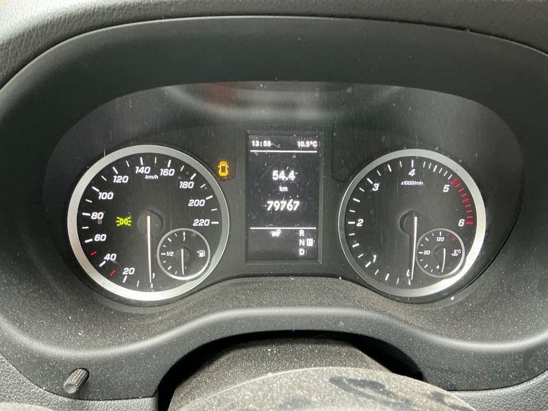 Mercedes-Benz Vito 119 CDI RWD lang 2023 – снимка 19