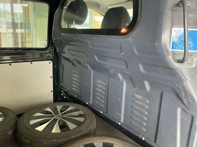 Mercedes-Benz Vito 119 CDI RWD lang 2023 – снимка 28