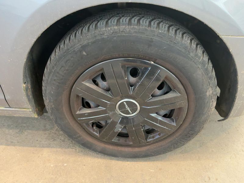 Volkswagen Golf VI 1.4 Trendline 2009 – снимка 11