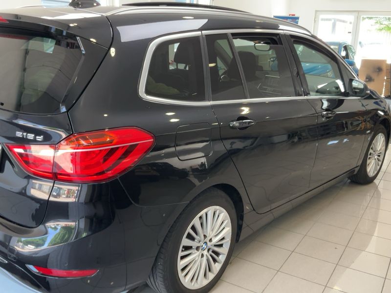 BMW 2er 218d Gran Tourer Luxury Line 2015 – снимка 8