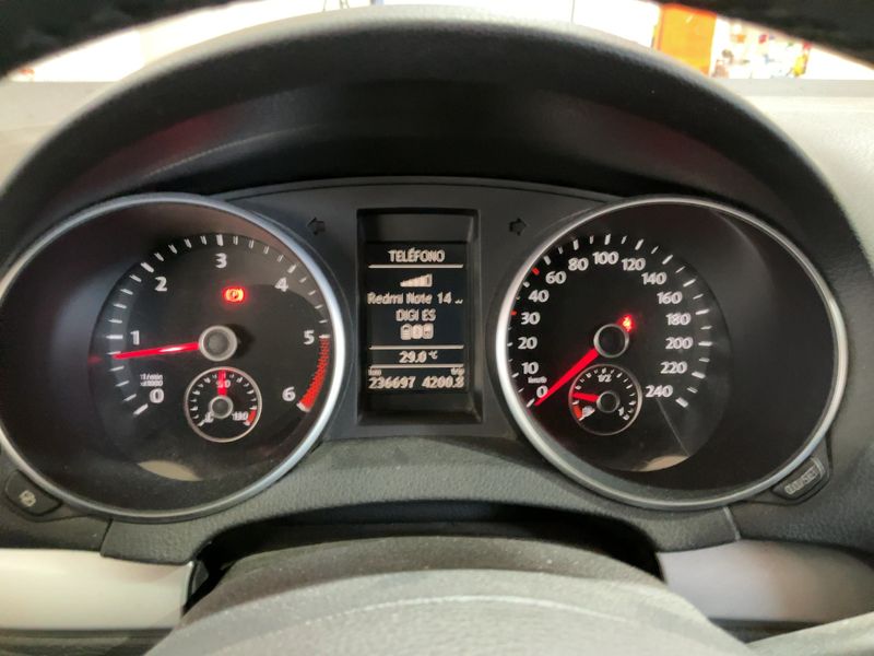 Volkswagen Golf VI 2.0 TDI Sport 2012 – снимка 13