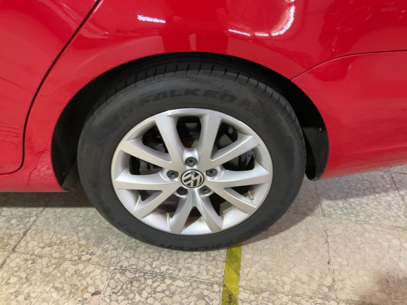Volkswagen Golf VI 2.0 TDI Sport 2012 – снимка 18