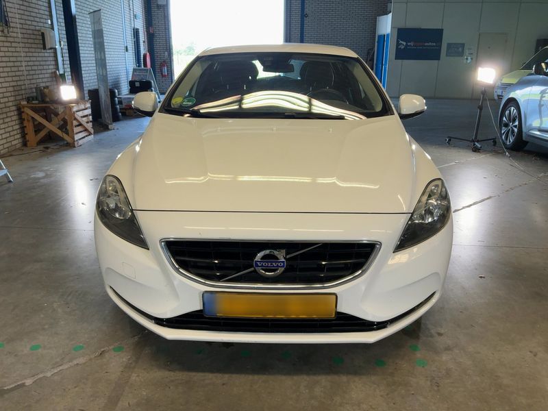 Volvo V40 1.6 D2 Momentum 2013 – снимка 14