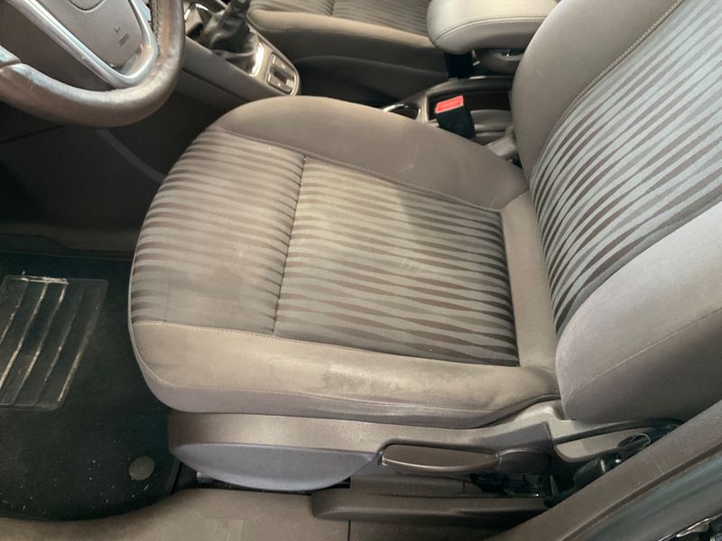 Opel Zafira Tourer 1.4 Turbo Edition 2013 – снимка 24