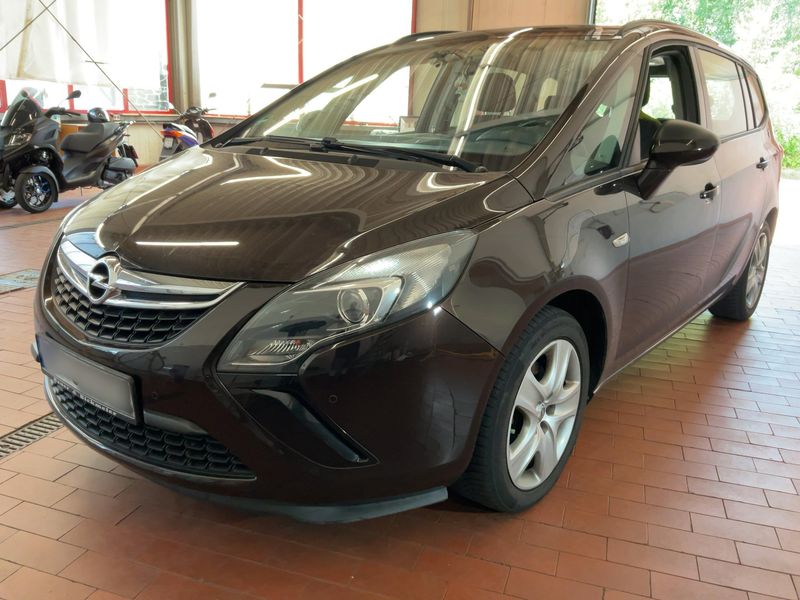 Opel Zafira Tourer 1.4 Turbo Edition 2013 – снимка 1