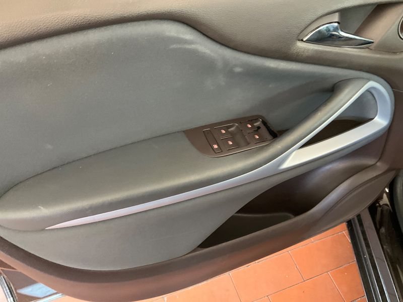 Opel Zafira Tourer 1.4 Turbo Edition 2013 – снимка 23