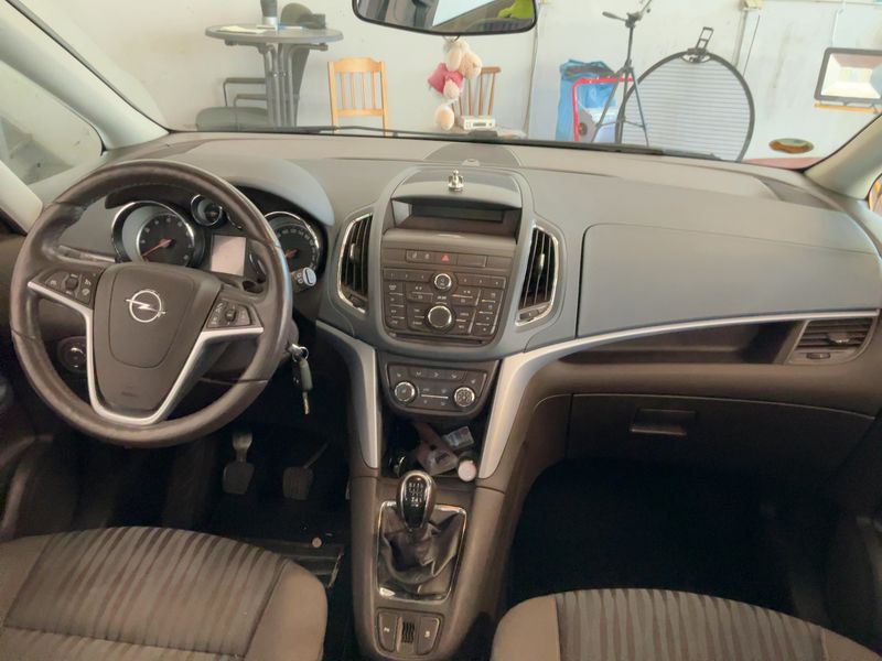 Opel Zafira Tourer 1.4 Turbo Edition 2013 – снимка 17
