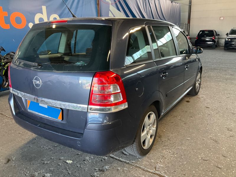 Opel Zafira 1.6 Edition 2009 – снимка 2