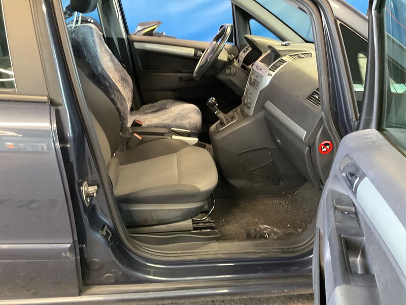 Opel Zafira 1.6 Edition 2009 – снимка 3