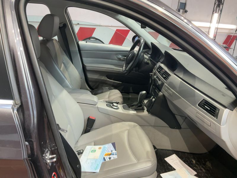 BMW 3er 330d xDrive 2007 – снимка 11