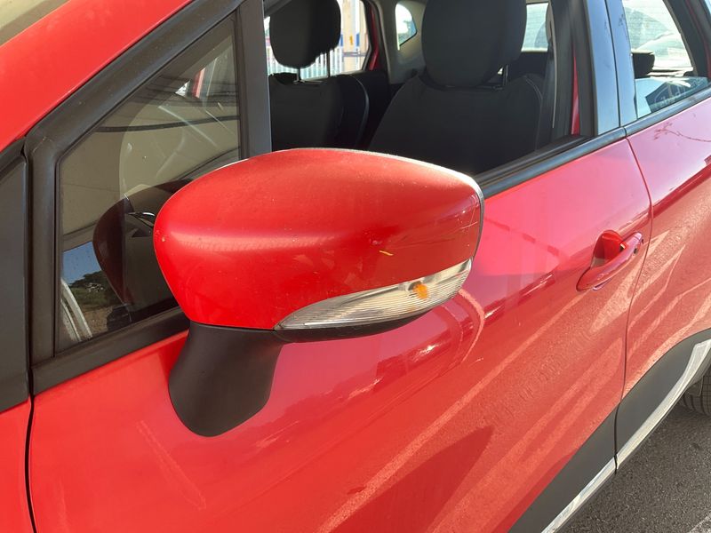 Renault Captur 1.5 dCi Intens 2014 – снимка 27