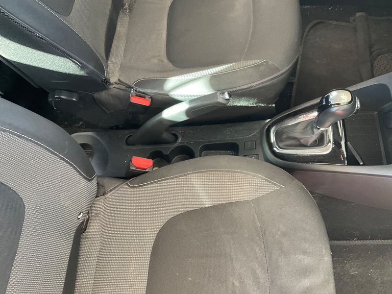 Renault Captur 1.5 dCi Intens 2014 – снимка 33