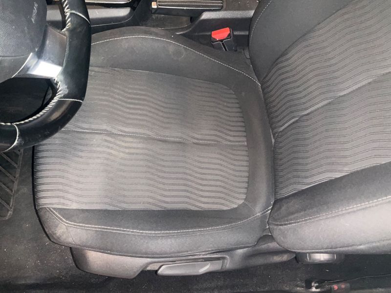 Peugeot 308 1.6 Blue-HDi Active Business 2016 – снимка 32
