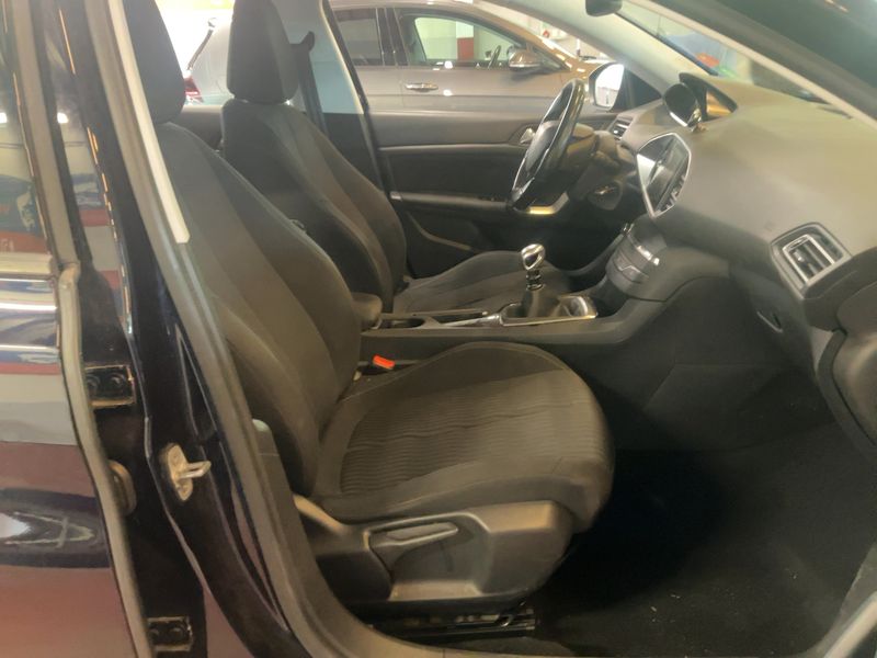 Peugeot 308 1.6 Blue-HDi Active Business 2016 – снимка 16