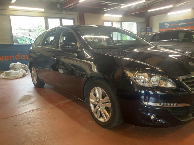 Peugeot 308 1.6 Blue-HDi Active Business 2016 – снимка 12