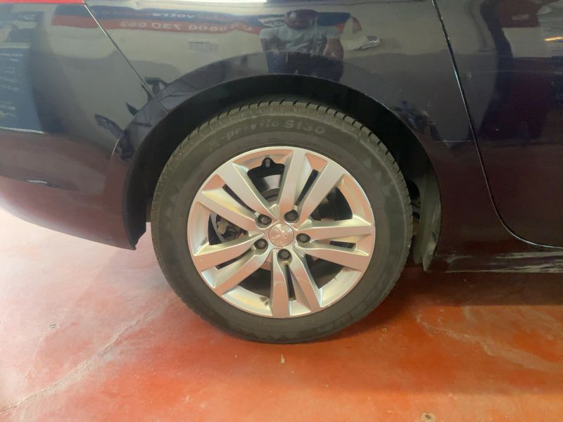 Peugeot 308 1.6 Blue-HDi Active Business 2016 – снимка 9